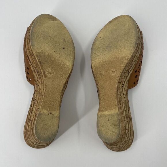 Spring Step Brown Perforated Wedges - Picture 7 of 10